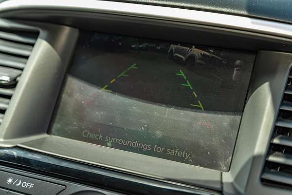 2017 Nissan Pathfinder ST R52 Series II