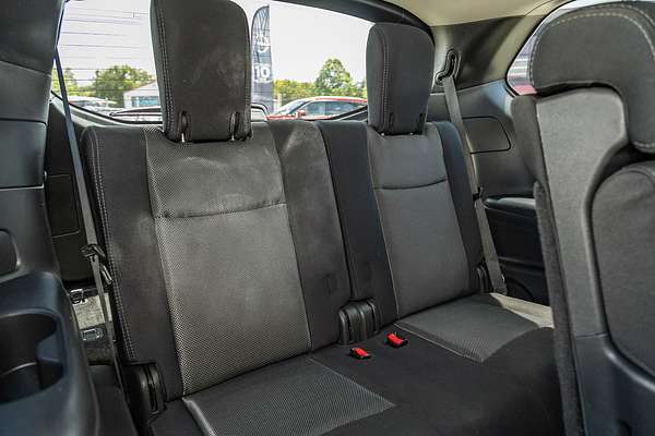 2017 Nissan Pathfinder ST R52 Series II