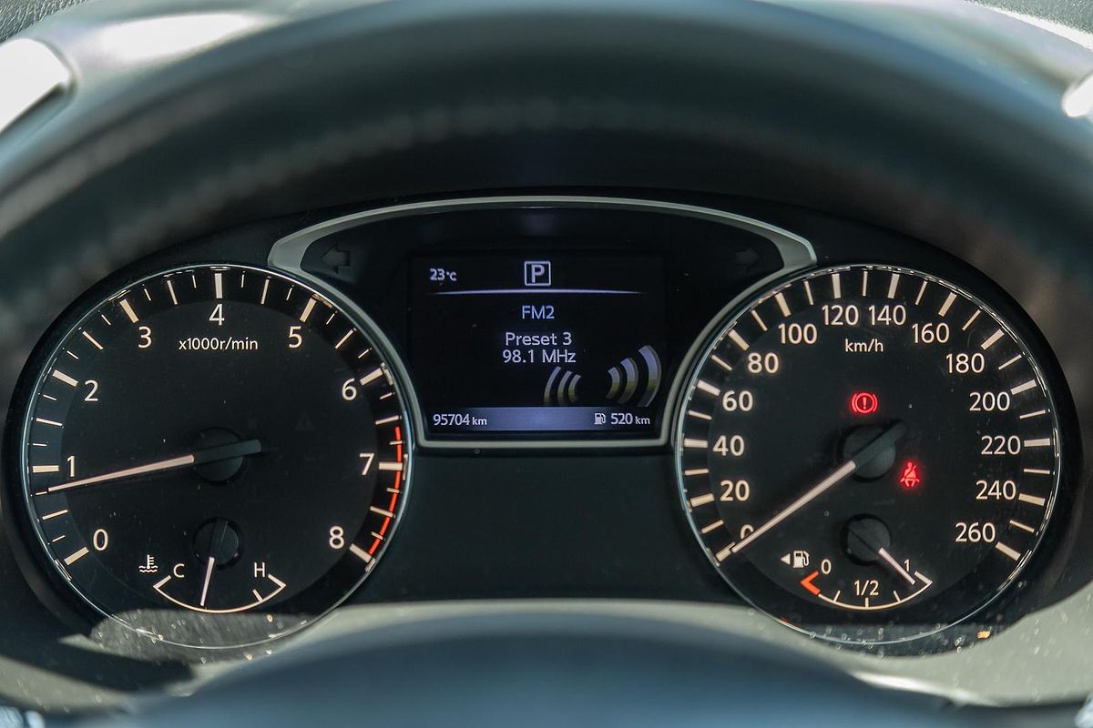 2017 Nissan Pathfinder ST R52 Series II