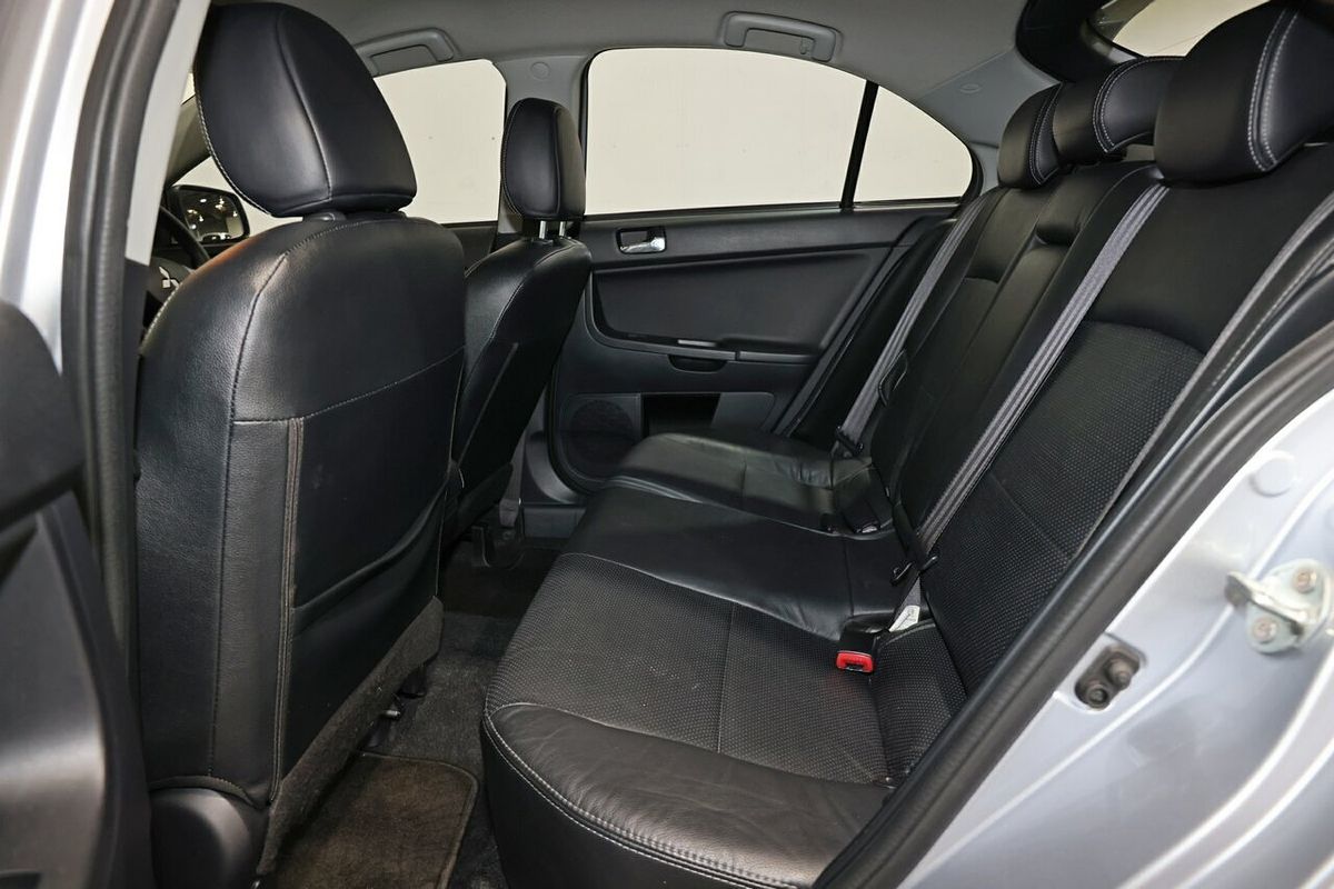 2013 Mitsubishi Lancer LX CJ