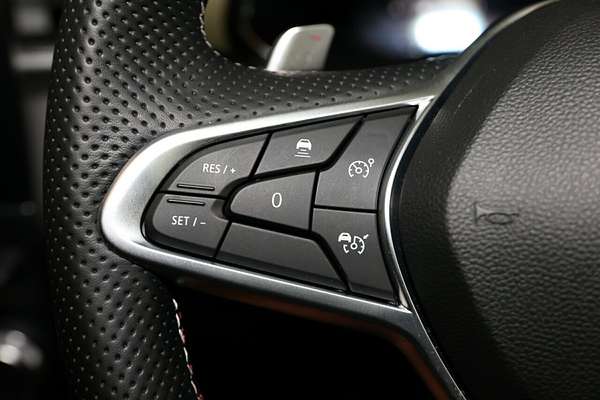 2022 Renault Captur R.S. Line XJB