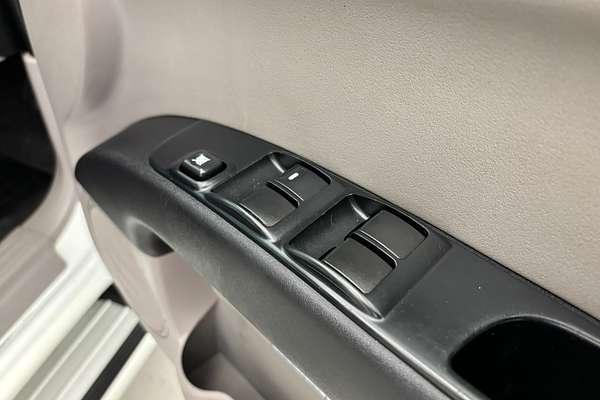 2015 Mitsubishi Triton GLX MN 4X4