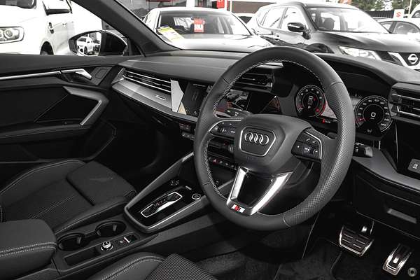 2025 Audi A3 35 TFSI S line GY