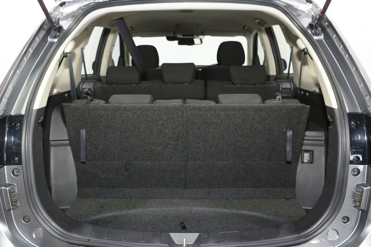 2021 Mitsubishi Outlander ES ZL