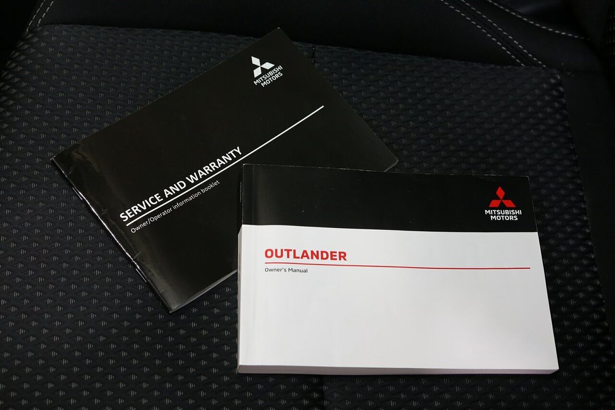 2021 Mitsubishi Outlander ES ZL