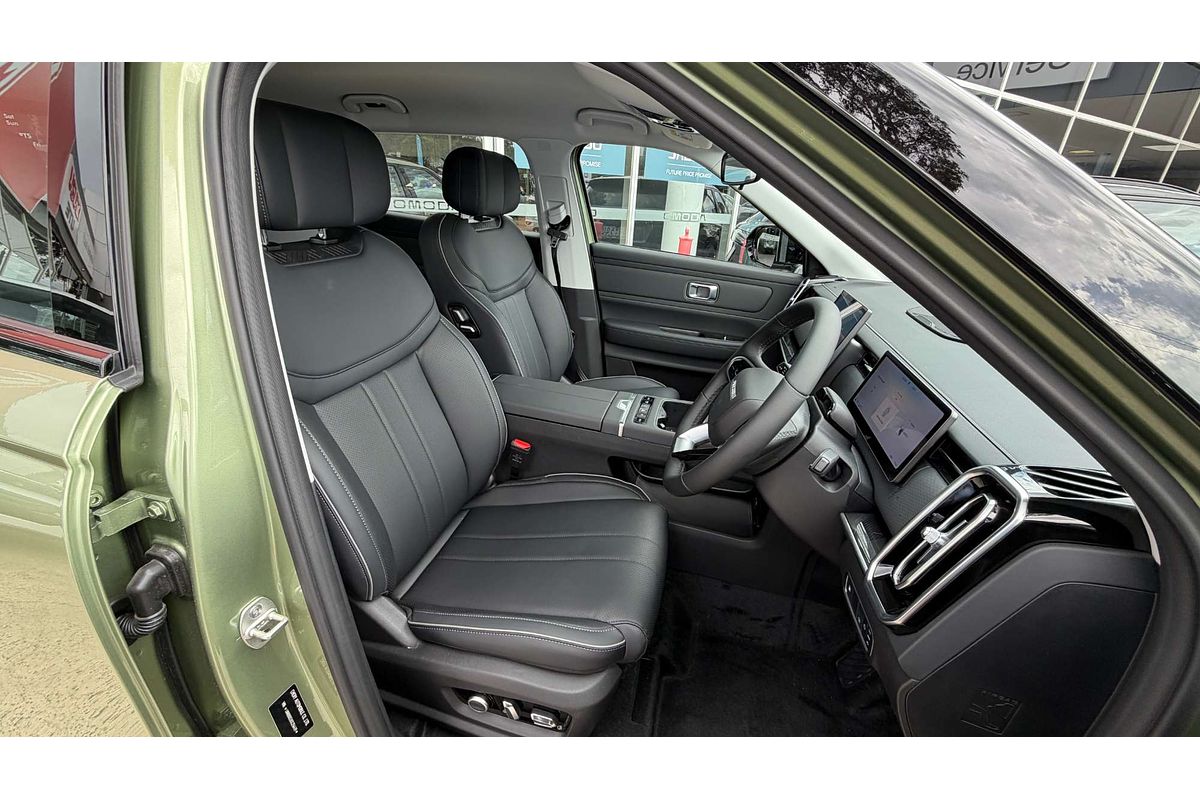 2025 Jaecoo J7 SHS Track