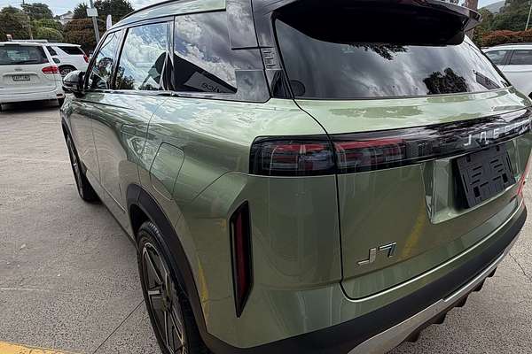 2025 Jaecoo J7 SHS Track