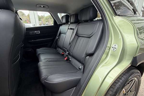 2025 Jaecoo J7 SHS Track