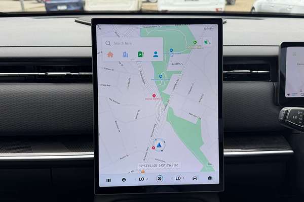 2025 Jaecoo J7 SHS Track