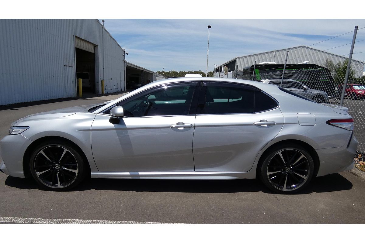 2020 Toyota Camry SX GSV70R