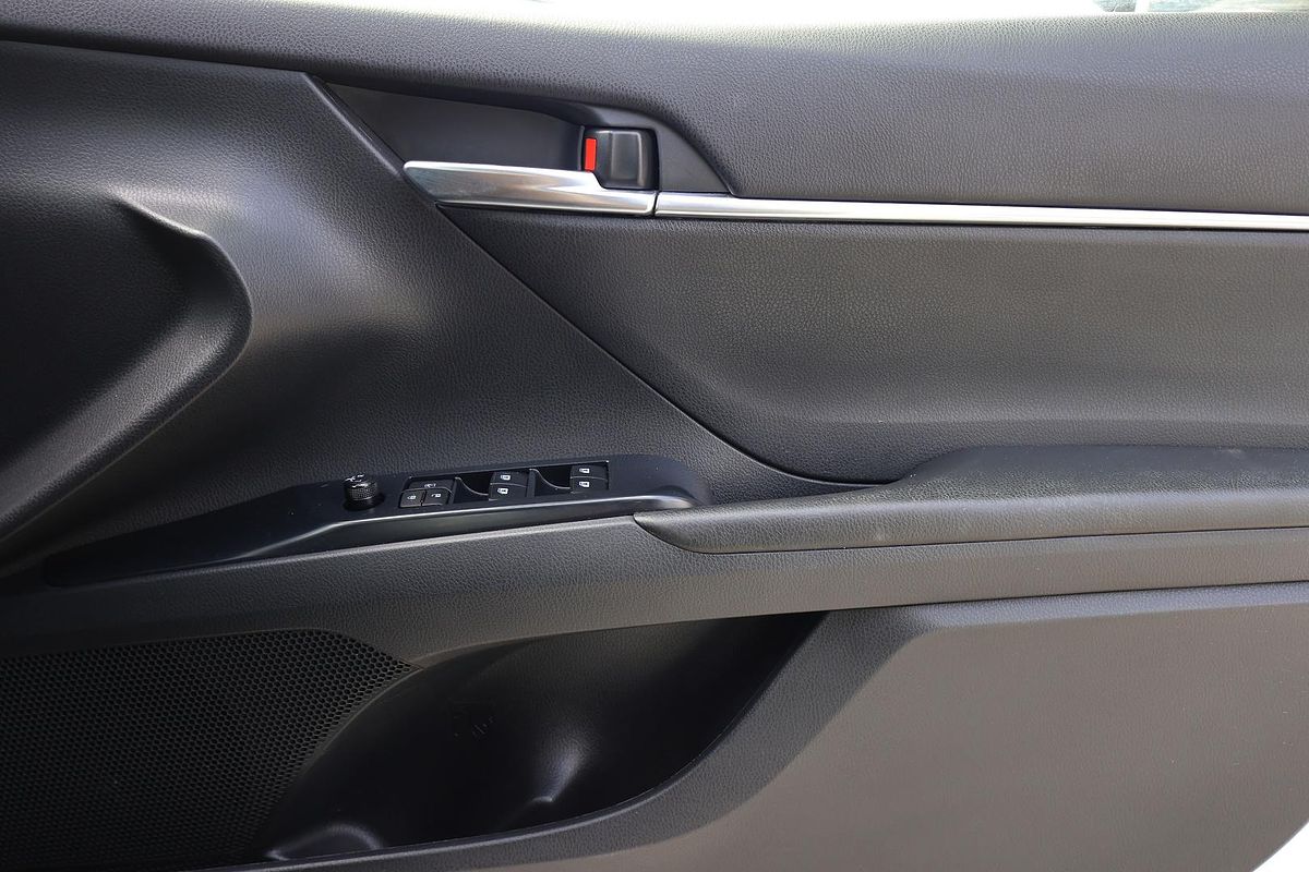 2020 Toyota Camry Ascent AXVH71R