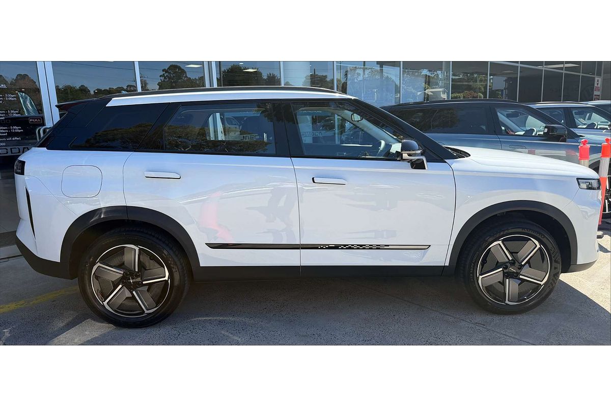 2025 Jaecoo J7 SHS Track