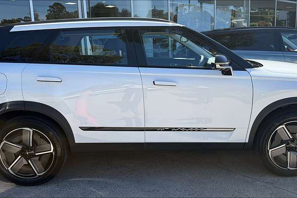 2025 Jaecoo J7 SHS Track