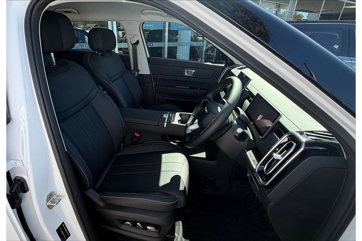 2025 Jaecoo J7 SHS Track