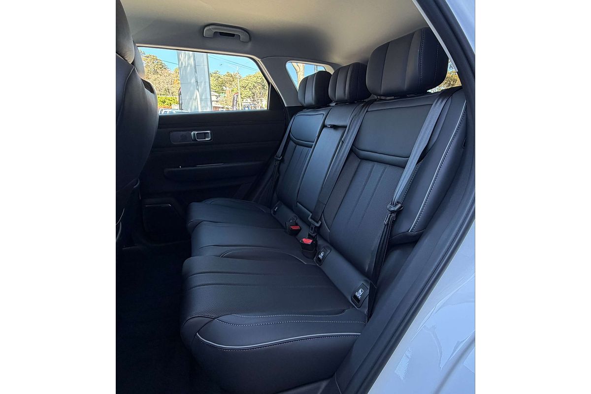 2025 Jaecoo J7 SHS Track