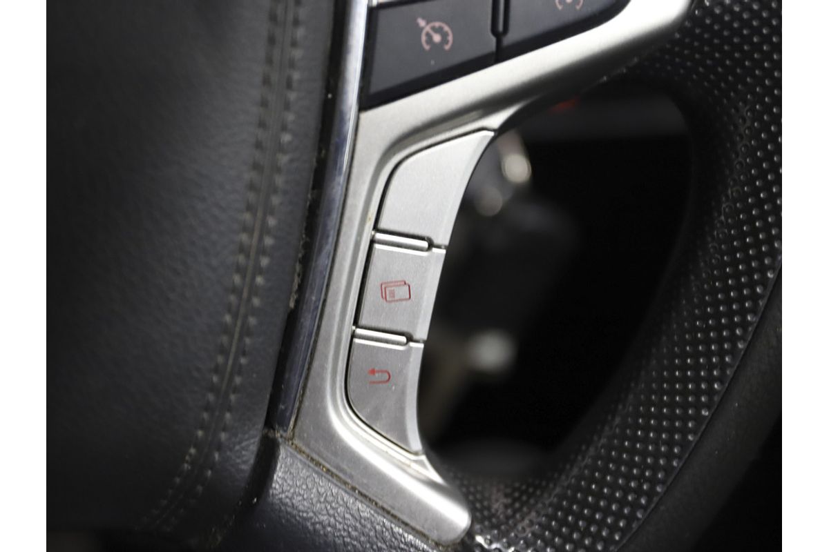 2019 Mitsubishi Triton GLX MR 4X4