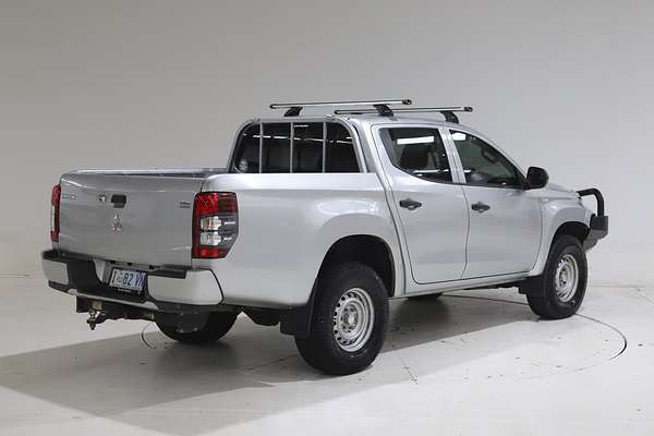 2019 Mitsubishi Triton GLX MR 4X4