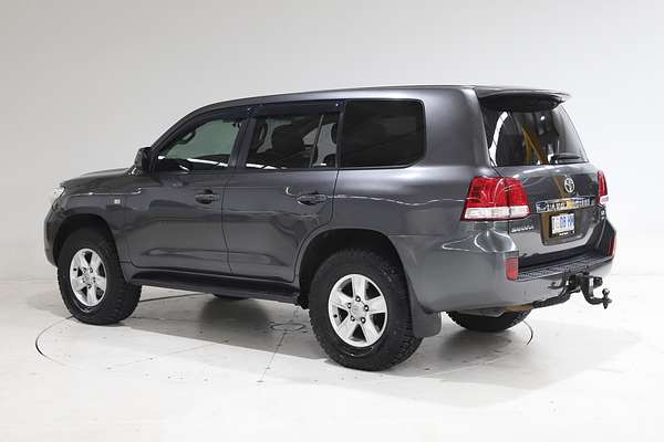 2010 Toyota Landcruiser Sahara UZJ200R