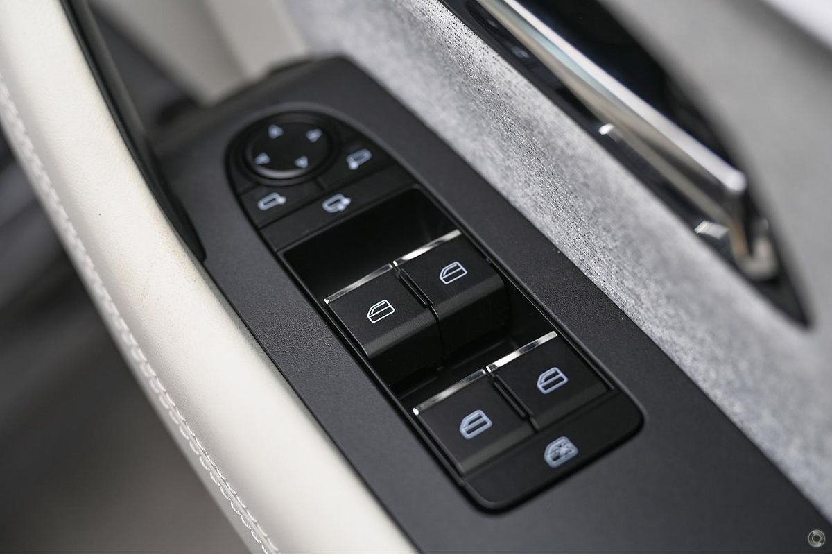 2025 Mazda CX-60 G40e Azami KH Series