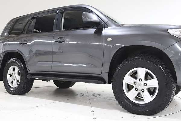 2010 Toyota Landcruiser Sahara UZJ200R