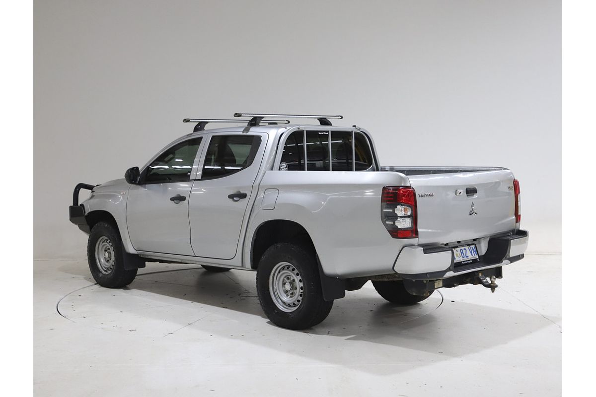 2019 Mitsubishi Triton GLX MR 4X4