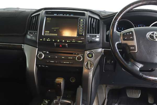 2010 Toyota Landcruiser Sahara UZJ200R