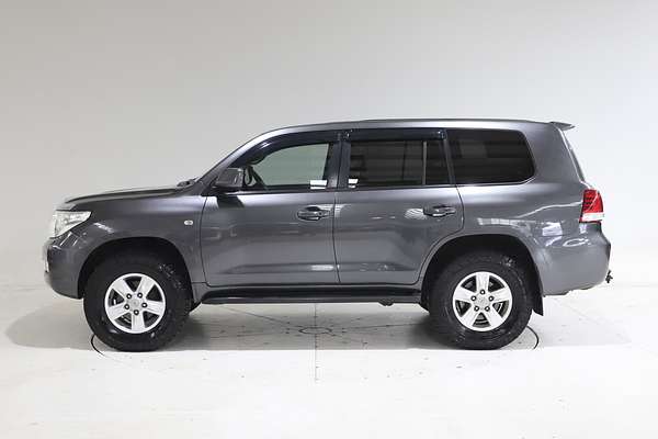 2010 Toyota Landcruiser Sahara UZJ200R