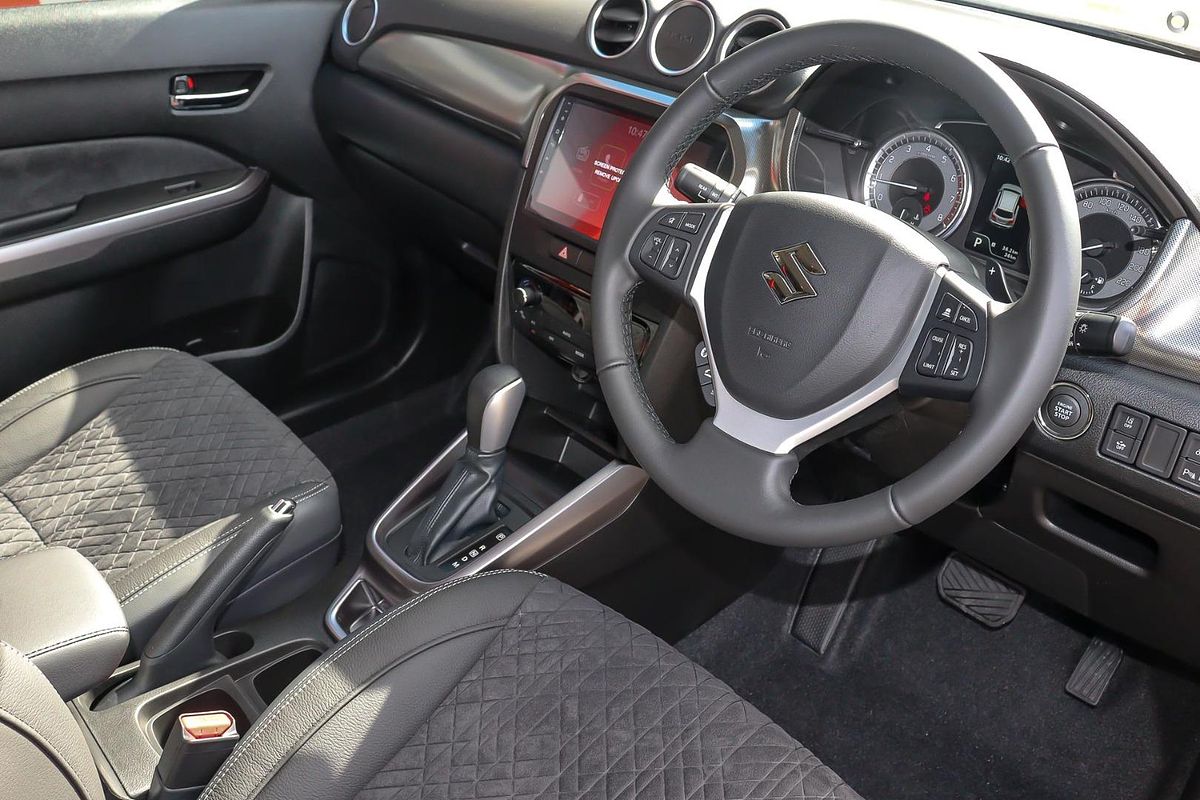 2024 Suzuki Vitara Turbo LY Series II