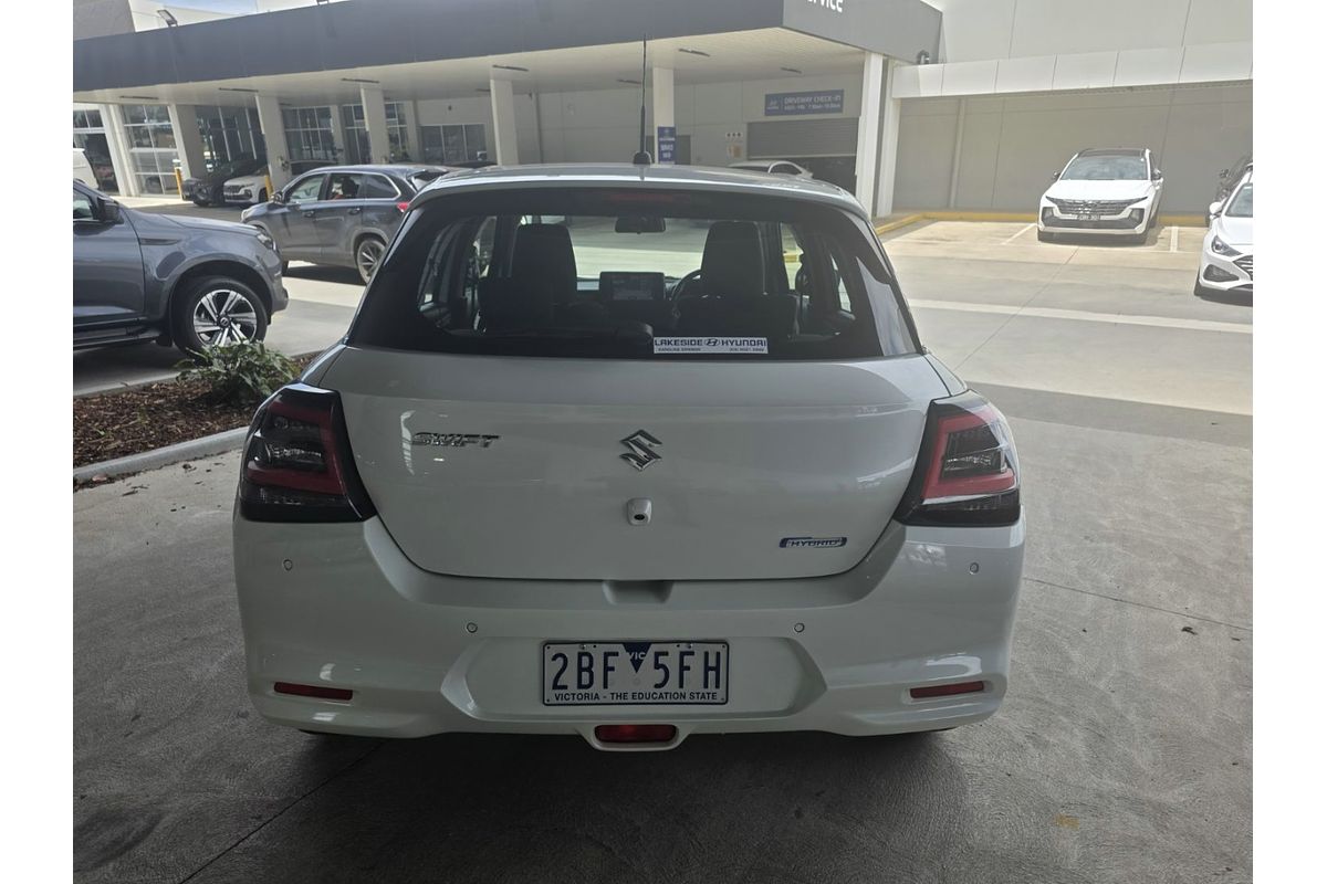 2024 Suzuki Swift Hybrid UZ