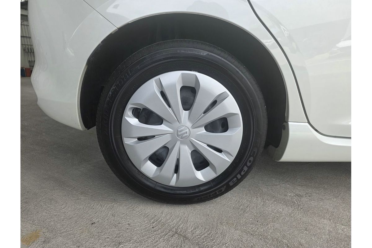 2024 Suzuki Swift Hybrid UZ