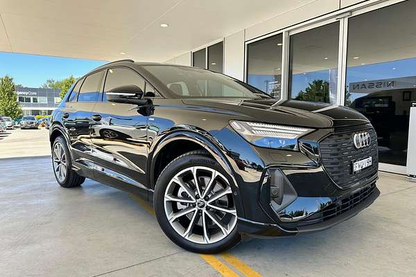 2024 Audi Q4 e-tron 55 F4