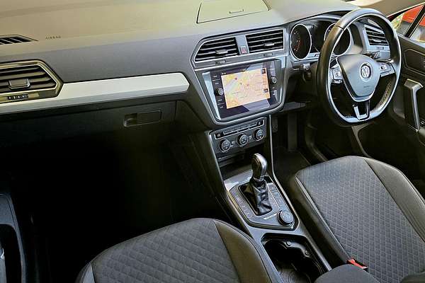 2017 Volkswagen Tiguan 110TDI Comfortline 5N