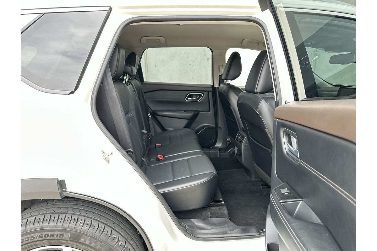 2023 Nissan X-TRAIL ST-L T33