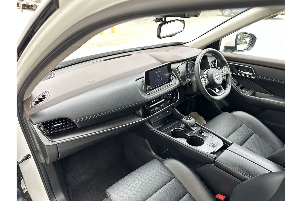 2023 Nissan X-TRAIL ST-L T33