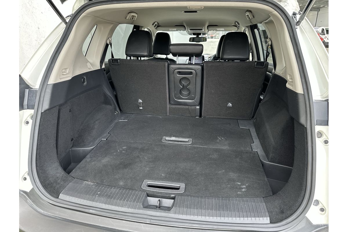 2023 Nissan X-TRAIL ST-L T33