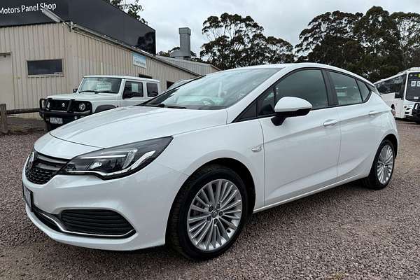 2016 Holden Astra R BK