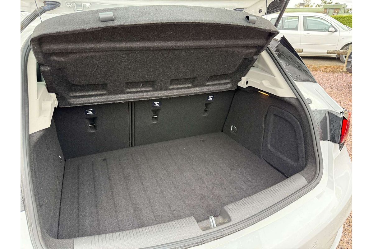 2016 Holden Astra R BK