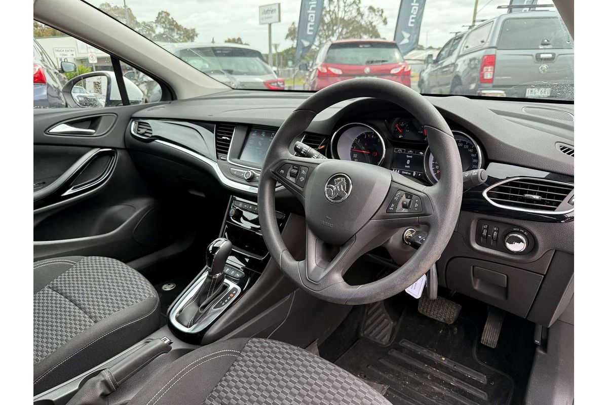 2016 Holden Astra R BK