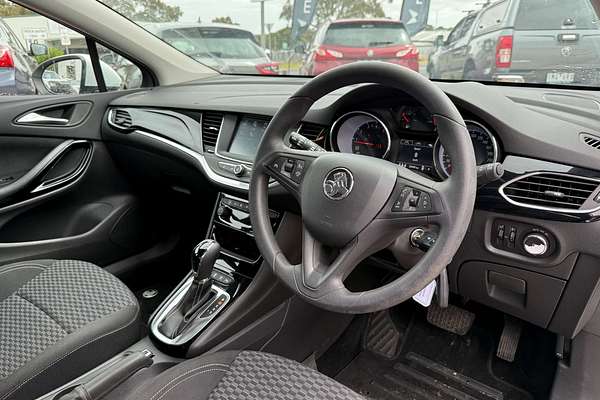 2016 Holden Astra R BK