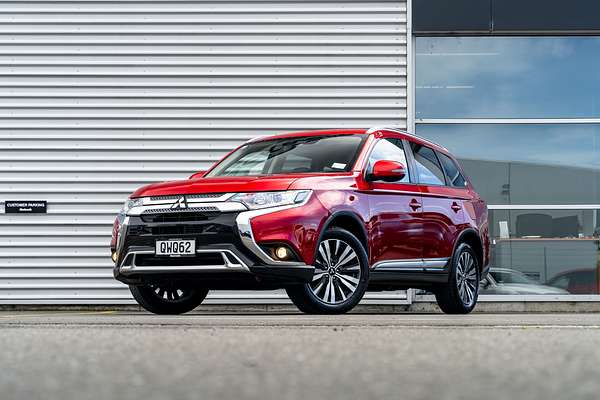 2018 Mitsubishi Outlander Xls 2.4P/4Wd/Cvt