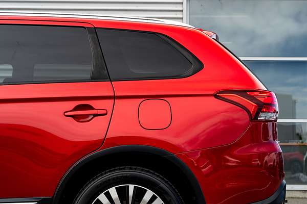 2018 Mitsubishi Outlander Xls 2.4P/4Wd/Cvt