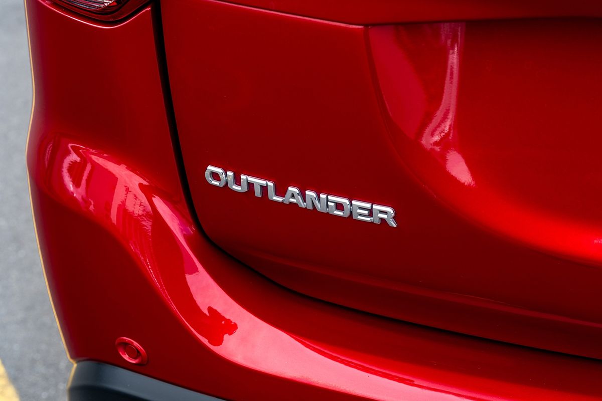 2018 Mitsubishi Outlander Xls 2.4P/4Wd/Cvt