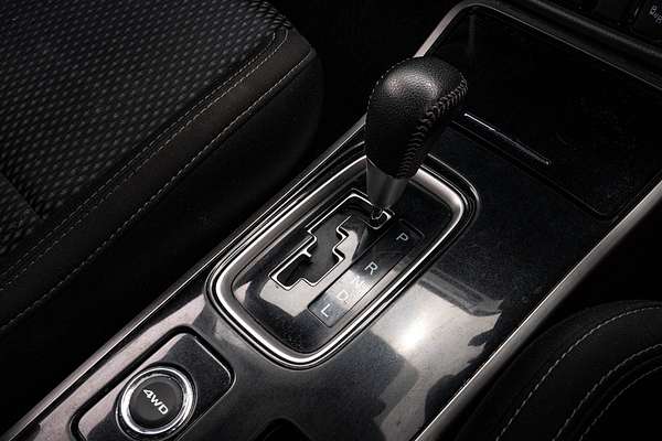 2018 Mitsubishi Outlander Xls 2.4P/4Wd/Cvt