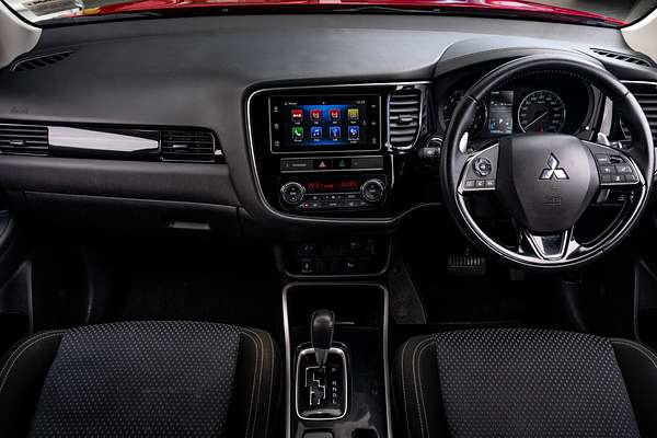 2018 Mitsubishi Outlander Xls 2.4P/4Wd/Cvt
