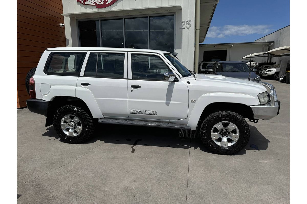 2012 Nissan Patrol DX GU 8