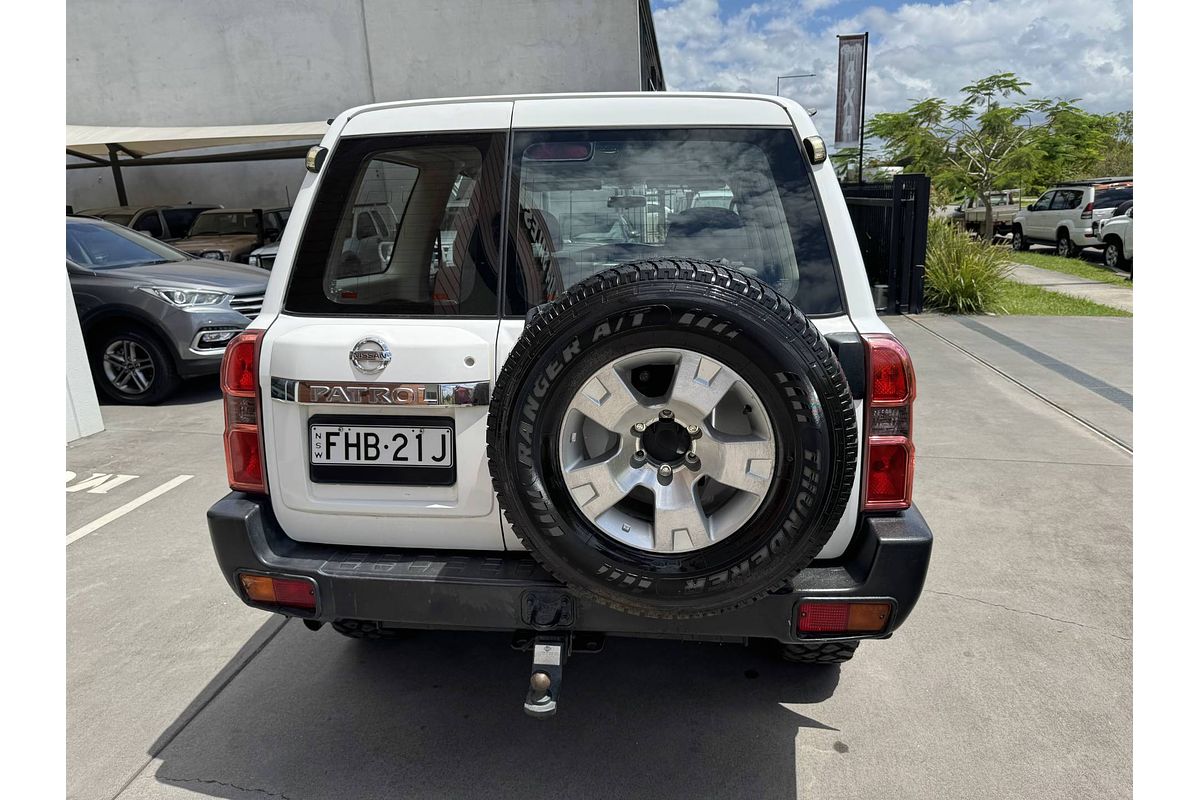 2012 Nissan Patrol DX GU 8