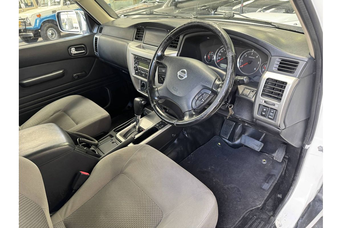 2012 Nissan Patrol DX GU 8