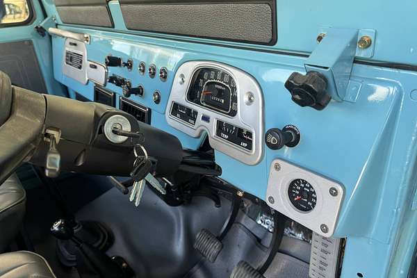 1972 Toyota Landcruiser SINGLE CAB FJ45