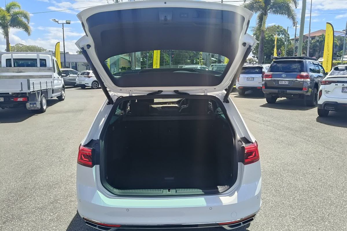 2021 Volkswagen Passat 206TSI R-Line B8