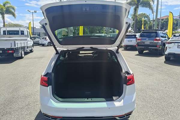 2021 Volkswagen Passat 206TSI R-Line B8